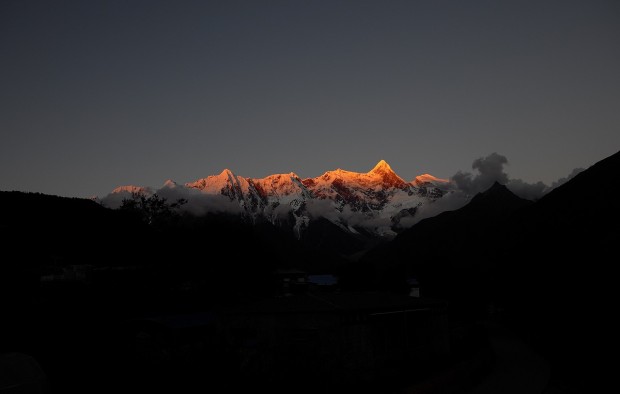 Tibet mountains